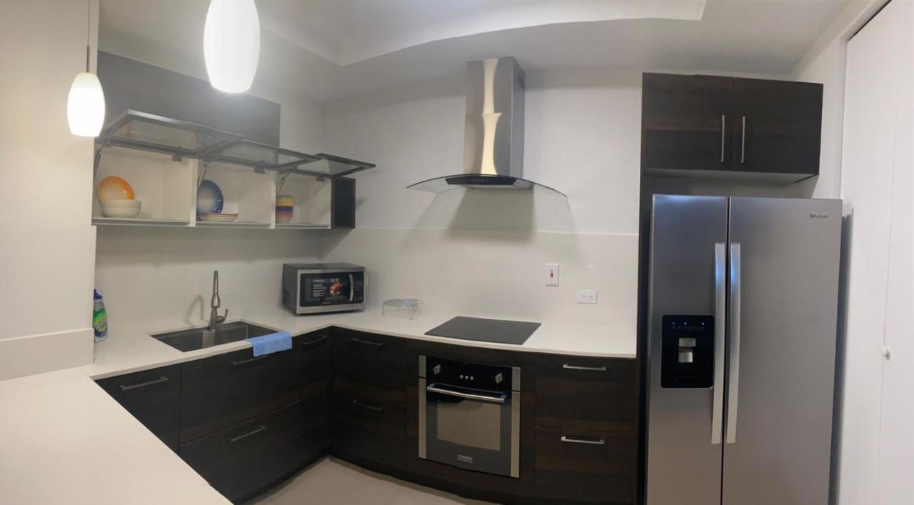 Parkhurst 1 Apartment Kingston Ngoại thất bức ảnh